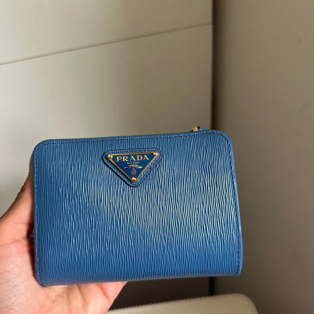PRADA Blue Vitello Move Tr Leather Triangle Logo Compact Wallet